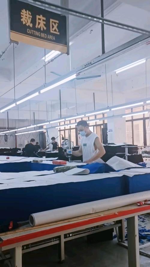 走进宇杰梵全品类服装定制工厂 从一根纱线到满身风度的制造之旅